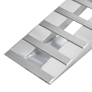 Set di 2 Rampe di Carico in Alluminio Resistente 94 X 15 Pollici, 16 Piastre Antiscivolo, Capacità Combinata 6000 Libbre - Product Image 5