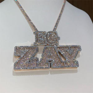 Pendentif personnalisé en argent sterling 925 serti de moissanite, design imitation diamant. - Product Image 5