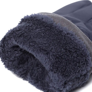 Gants tactiles d'hiver pour activités sportives en extérieur, longueur poignet, en polyester bleu avec paume et bout des pouces noirs - Product Image 4