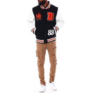 Chaqueta Varsity Personalizada para Hombre, Estilo Universitario Vintage con Puños Acanalados y Cierre de Botones a Presión, Prenda Exterior Casual y Elegante - Product Image 3