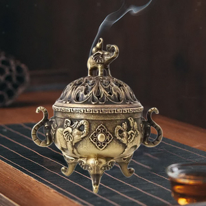 Brûleur d'encens en métal de luxe, écologique, décoration religieuse pour la maison, avec taille et logo personnalisables - Product Image 3