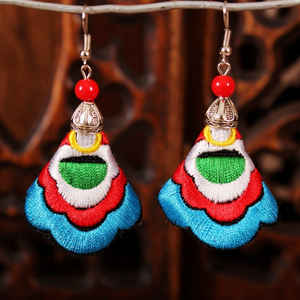Wholesale Chinese Vintage Ethnic Cloth Embroidered Beaded <b>Earrings</b> - Product Image 2