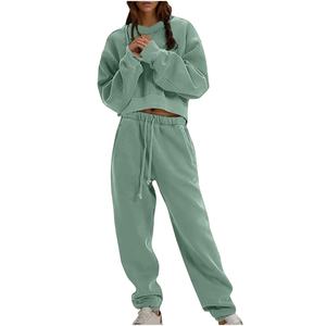 Ensemble 2 pièces personnalisé pour femme, manches courtes, couleur unie, nouveau sweat à capuche et pantalon de jogging en molleton, style streetwear, été - Product Image 1