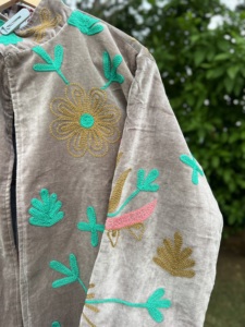 Chaqueta de Moda para Mujer, Premium, de Terciopelo Bordado, Transpirable, Ecológica, 100% Algodón, Tejida a Mano, con Manga Tres Cuartos | - Product Image 3