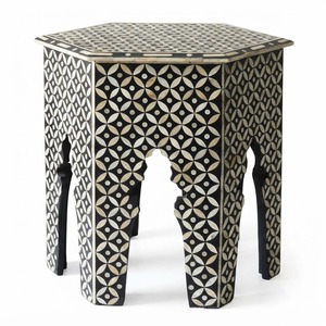 Taburete geométrico hecho a mano con incrustaciones de hueso, mesa auxiliar marroquí hexagonal con incrustaciones de hueso en blanco y negro, mesa decorativa para sala de estar y estilo árabe - Product Image 1