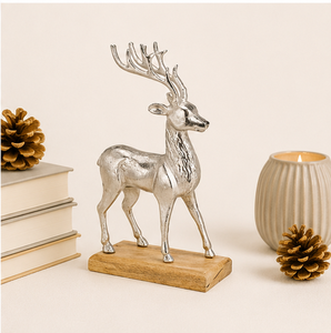 Estatua de Reno Navideño de Metal Pulido al por Mayor, Reno de Aluminio 100% Hecho a Mano sobre Base de Madera, Elegante Escultura Animal - Product Image 2