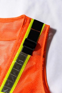 Gilet de sécurité professionnel pour hommes à haute visibilité – Protection optimale pour le travail - Product Image 5