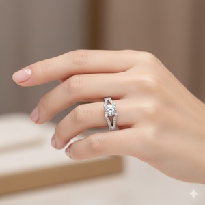 เครื่องประดับผู้หญิงเงินแท้ 925 ชุบทอง 14K เพชรแล็บทรงกลม แหวนเพชรแบบวงแหวนแยกส่วน แหวนแห่งความรัก ของขวัญวาเลนไทน์สำหรับเธอ - Product Image 4