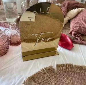 2025 nouvelle élégance intemporelle superbes numéros de Table en arc noir doré en acrylique avec des couleurs personnalisées pour le présentoir de menu moderne - Product Image 3