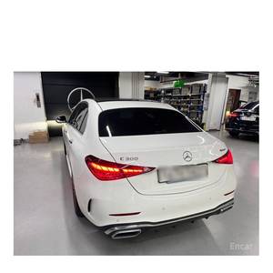 Mercedes-Benz Classe C C300 4MATIC AMG Line Modèle juin 2023 avec 36 400 km, boîte automatique, conduite à gauche, caméra de recul - Product Image 2