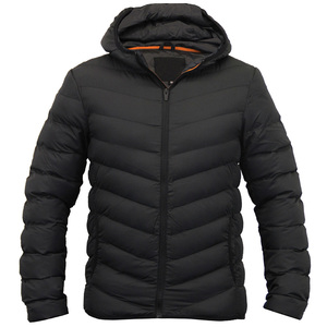 Chaqueta Acolchada con Capucha para Hombre, Negra, Cortavientos, Estilo Casual, Color Sólido, Corte Regular, Relleno de Poliéster, Cierre de Cremallera - Product Image 3