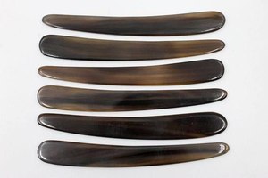 Natural horn shoe shoe horn handcrafted curved design smooth finish durable footwear <b>helper</b> premium accessory tool - Product Image 3