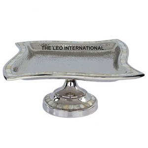Eco Friendly Modern Wood & Mother of Pearl Material Hotel Serving Tray With Handle Made in India Wholesale - Product Image 4