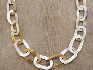 Collar de Cuerno de Búfalo Natural para Mujer, Joyería Moderna Tallada y Ecológica para Pascua - Product Image 2