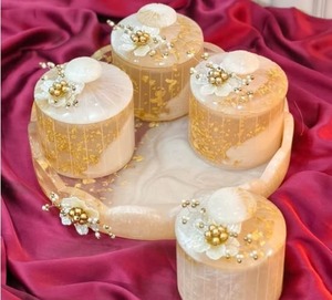 Ensemble de 2 pots artisanaux en résine blanc nacré élégant, écologique et luxueux - Product Image 1