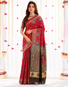 Sari de Seda Rojo AARA Fashion con Estampado Tradicional y Borde para Mujer, Ropa de Boda, Estilo India Pakistán, Protección Solar - Product Image 1