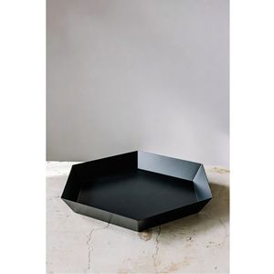 Bandeja de Servir Hexagonal de Metal Negra Moderna, Minimalista, Decorativa, con Acabado Mate, Organizador de Joyas, Plato para Mesa de Centro, Bandejas Decorativas para el Hogar - Product Image 1