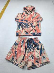 Ensemble de survêtement d'hiver personnalisé en coton et polyester, imprimé hawaïen, avec sweat à capuche et short à cordon de serrage - Product Image 5