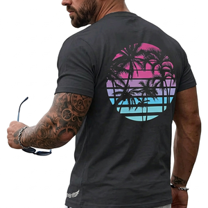 Camiseta Negra de Manga Corta para Hombre con Estampado de Palmeras, Cuello Redondo, Diseño Casual, Corte Regular, Tela Jersey con Estampado Digital - Product Image 2