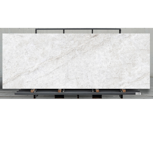 Grandes dalles de carrelage en porcelaine effet marbre mat doré, modernes, antidérapantes, adhésives, pour murs et sols intérieurs - Product Image 1