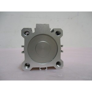 2 AMAT 3020-01137, SMC CQ2A32-ULA, Cylindre à air - Équipements et pièces semi-conductrices de renommée mondiale à la fois fiables et durables - Product Image 5