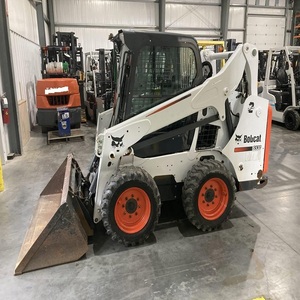 Minicargadora Bobcat S530 de Alto Rendimiento, Motor Diésel, Capacidad de 2500 kg, Capacidad de Trabajo Versátil para la Construcción - Product Image 1