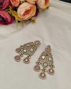 Lucentarts Ethnic Antique <b>Gold</b> Plated Indian Traditional Jewelry <b>Set</b> Kundan Stone Necklace and Earrings <b>Set</b> for Women Party Wear - Product Image 2