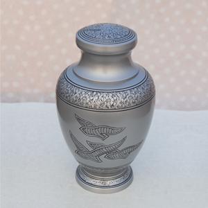 Urna Funeraria de Aluminio Esmaltado Tradicional para Mujer, de Alta Calidad, Personalizada, Moderna y Duradera, para Cenizas Humanas - Product Image 3