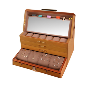 Boîte à montres en bois de luxe avec accents en cuir et coussin doux pour le rangement de bijoux, bagues et colliers - Product Image 1