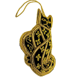 Decoraciones Navideñas de Lujo de Alta Calidad, Bordadas a Mano con Cuentas Zardozi, Diseño de Gato en Terciopelo Satinado - Product Image 2