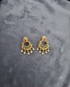 Traditional South Indian Temple Style Hanging <b>Earrings</b> Designer American <b>Diamond</b> Pearl <b>Dangle</b> Ethnic Wear <b>Earrings</b> Manufacturers - Product Image 5