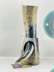 Cuerno Vikingo Decorativo Natural Ecológico Hecho a Mano, Concha Pulida, Estilo Animal Religioso, Soporte de Metal y Madera Personalizado - Product Image 5