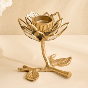 Portavelas de Latón con Flor de Loto Dorada de Lujo, Hecho a Mano, Ecológico, Duradero, Decorativo para Navidad, Pascua, Decoración del Hogar, Arte de Mesa - Product Image 2