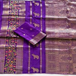 Sari VASTRA COTTAGE en viscose de Chine, tissé jacquard avec des broderies dorées Zari, motif Meenakari Paon et Éléphant Butta - Product Image 3