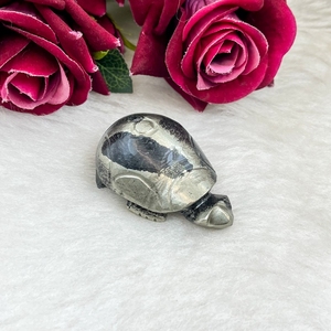 Tortue sculptée en pyrite Apache Chakralume naturelle, cristal de guérison en pyrite dorée pour Reiki, Feng Shui, décoration, vente en gros - Product Image 5