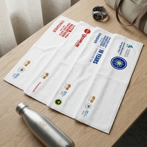 Serviette de sport personnalisée en microfibre pour la gym et le fitness, séchage rapide, fournisseur OEM ODM, absorbante et légère - Product Image 2