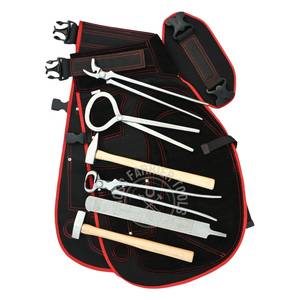 Kit Profesional de Herramientas para Herrador de Caballos con Delantal, Protectores de Piernas, Probador de Cascos, Lima de Cascos, Martillo de Herrero, Clavillero Curvo y Alicates - Product Image 1