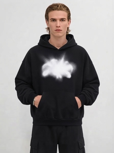 Sudadera con Capucha Negra Extra Grande para Hombre, Diseño OEM ODM, Estampado de Nubes con Pintura en Aerosol, Estilo Urbano, Otoño, Logotipo Personalizado - Product Image 3