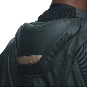 Wholesale Price High Quality Leather Unisex Motorcycle Safety <b>Protector</b> Motorbike Waterproof Breathable Winter Custom Logo - Product Image 2
