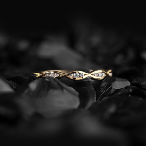 แหวนแต่งงานแบบเกลียวประดับเพชรแล็บโกรว์ ดีไซน์อินฟินิตี้ ทองคำขาว 14K สามารถสวมซ้อนกันได้ เหมาะสำหรับเจ้าสาว สไตล์มินิมอล สำหรับวันครบรอบ - Product Image 1