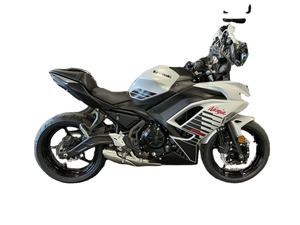 Nuevos kits completos 2026 Ninja 650 ABS 649cc 4 tiempos, motor paralelo de doble cilindro, refrigeración líquida, 6 velocidades, motocicleta supersport, EN STOCK para la venta - Product Image 4