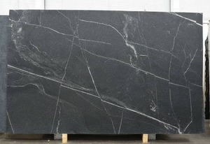 Dalles de granit noir durable pour téléphonie, matériau en pierre naturelle pour usage résidentiel, disponibles au prix d'exportation - Vente en gros - Product Image 2
