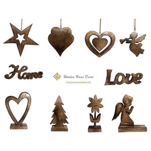 Vente en gros de décorations indiennes suspendues pour sapin de Noël vintage en métal et bois taille personnalisée design de cabane imprimée UV pour la maison - Product Image 6