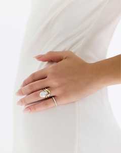 Bague de fiançailles ovale en or massif 14 carats avec diamant de laboratoire serti à griffes géorgiennes ondulées, style minimaliste, pour femme, idéale pour demande en mariage ou anniversaire - Product Image 5