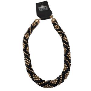 Collar de Resina Ecológico de Diseño Único, Venta al por Mayor de Colgantes de Resina Epoxi, Joyería de Moda Hecha a Mano y Personalizable - Product Image 1