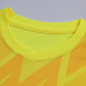 เสื้อฟุตบอลผลิตระดับมืออาชีพ วัสดุคุณภาพสูง ทนทาน บริการ OEM ขั้นต่ำในการสั่งซื้อน้อย ระบายอากาศได้ดี เป็นมิตรกับสิ่งแวดล้อม ปรับแต่งได้ - Product Image 4