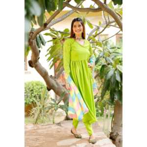 Ensemble de costume en mousseline de soie vert lime - Taille XS - Product Image 2