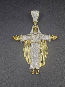 Pendentif Jésus plaqué or serti de moissanite, bijoux religieux en argent sterling 925, pendentifs et breloques de haute qualité - Product Image 2