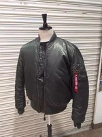 Veste bomber d'hiver pour homme de haute qualité en gros avec fermeture éclair, tailles personnalisées et style streetwear