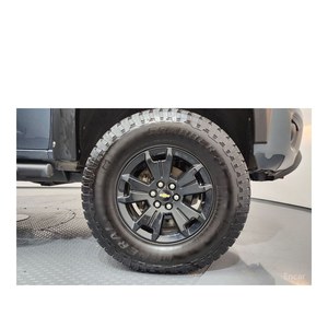 Chevrolet (GM Daewoo) Colorado 3.6 Extreme-X 4WD Automático 2019, 81,901 km, Volante a la Izquierda, Asientos de Cuero, Estándar de Emisiones Euro V - Product Image 5